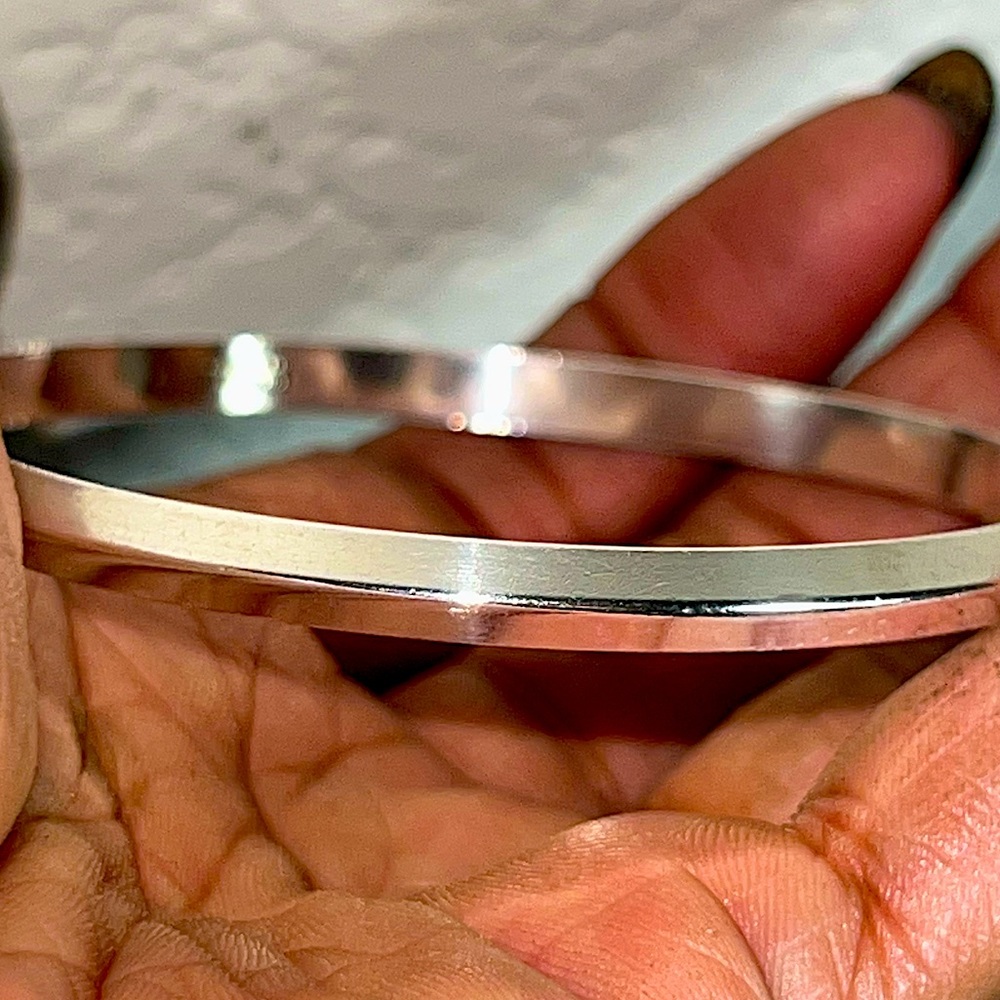 Pricedrop! Vintage!Tiffany & Co. .925 Sterling Silver Knife Edge Bangle Bracelet